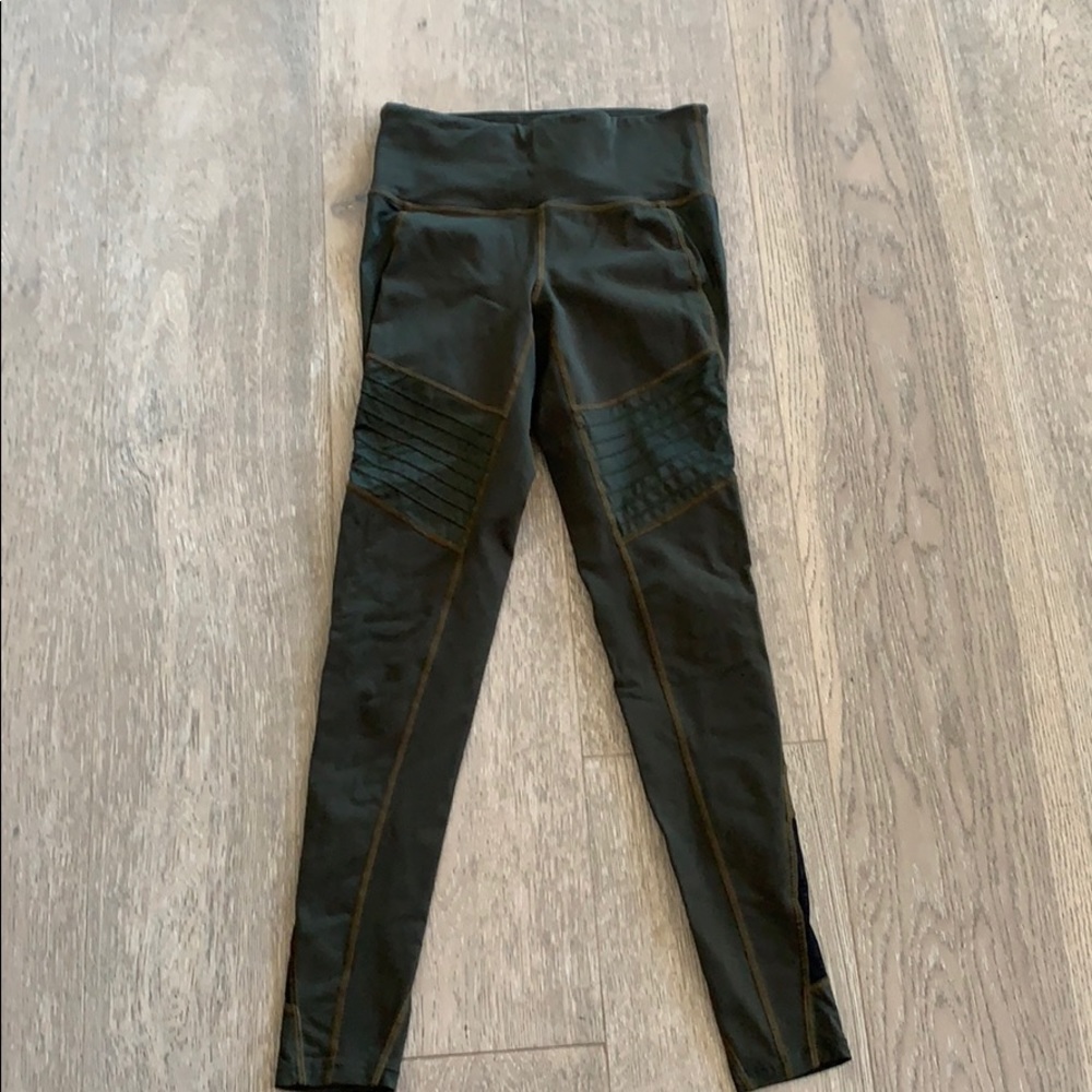 Athleta workout leggings